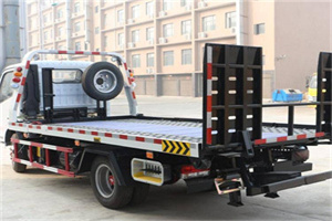 新晃24小时道路救援电话