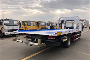 新晃汽车救援补胎